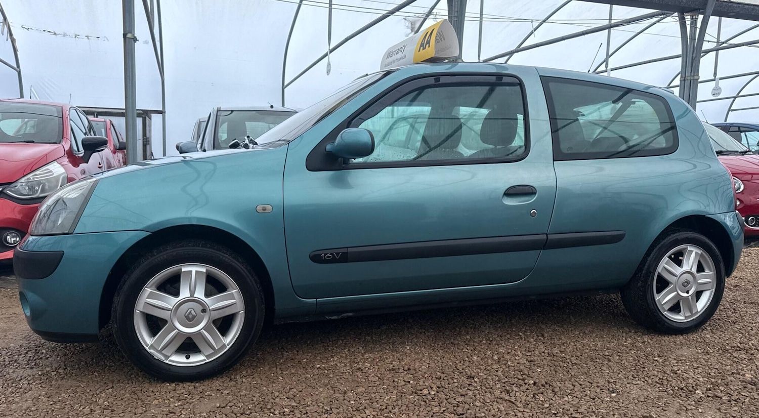 Used Renault Clio 2005 for sale - 77306052: Photo 40
