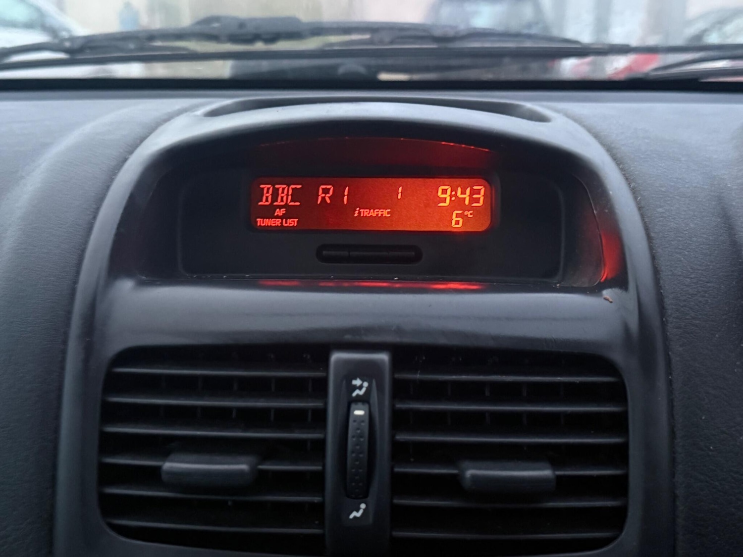 Used Renault Clio 2005 for sale - 77306052: Photo 65