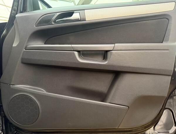 Used Vauxhall Zafira 2007 for sale - 76175574: Photo 78