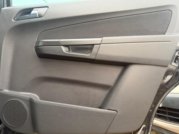 Used Vauxhall Zafira 2007 for sale - 76175574: Photo 79