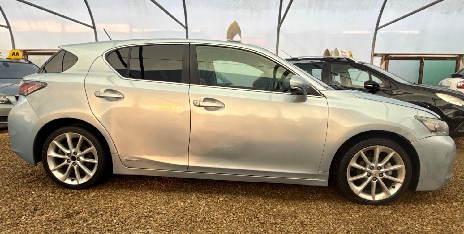 Used Lexus CT 2011 for sale - 77214827: Photo 5