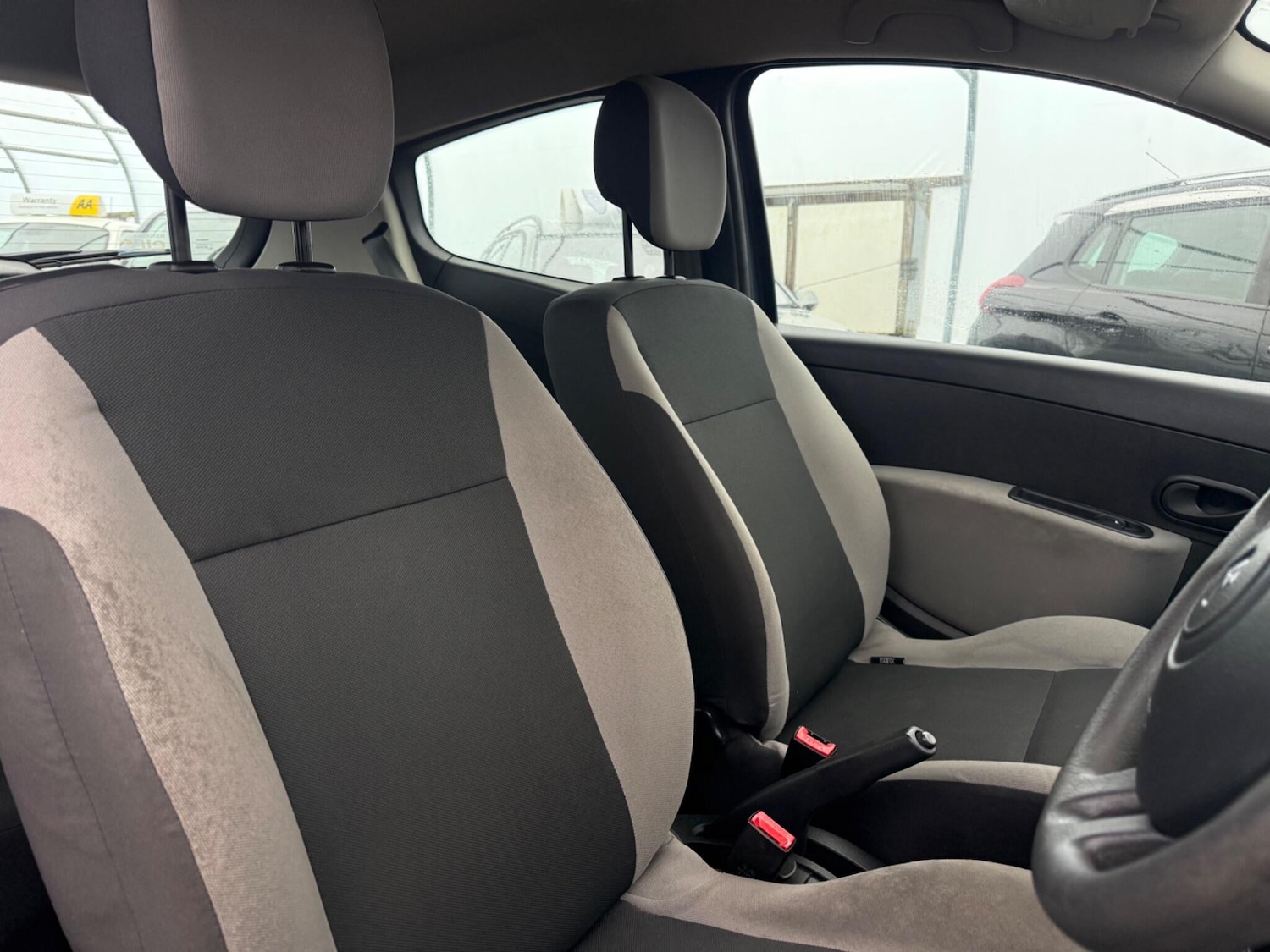 Used Renault Clio for sale - 77345126: Photo 15