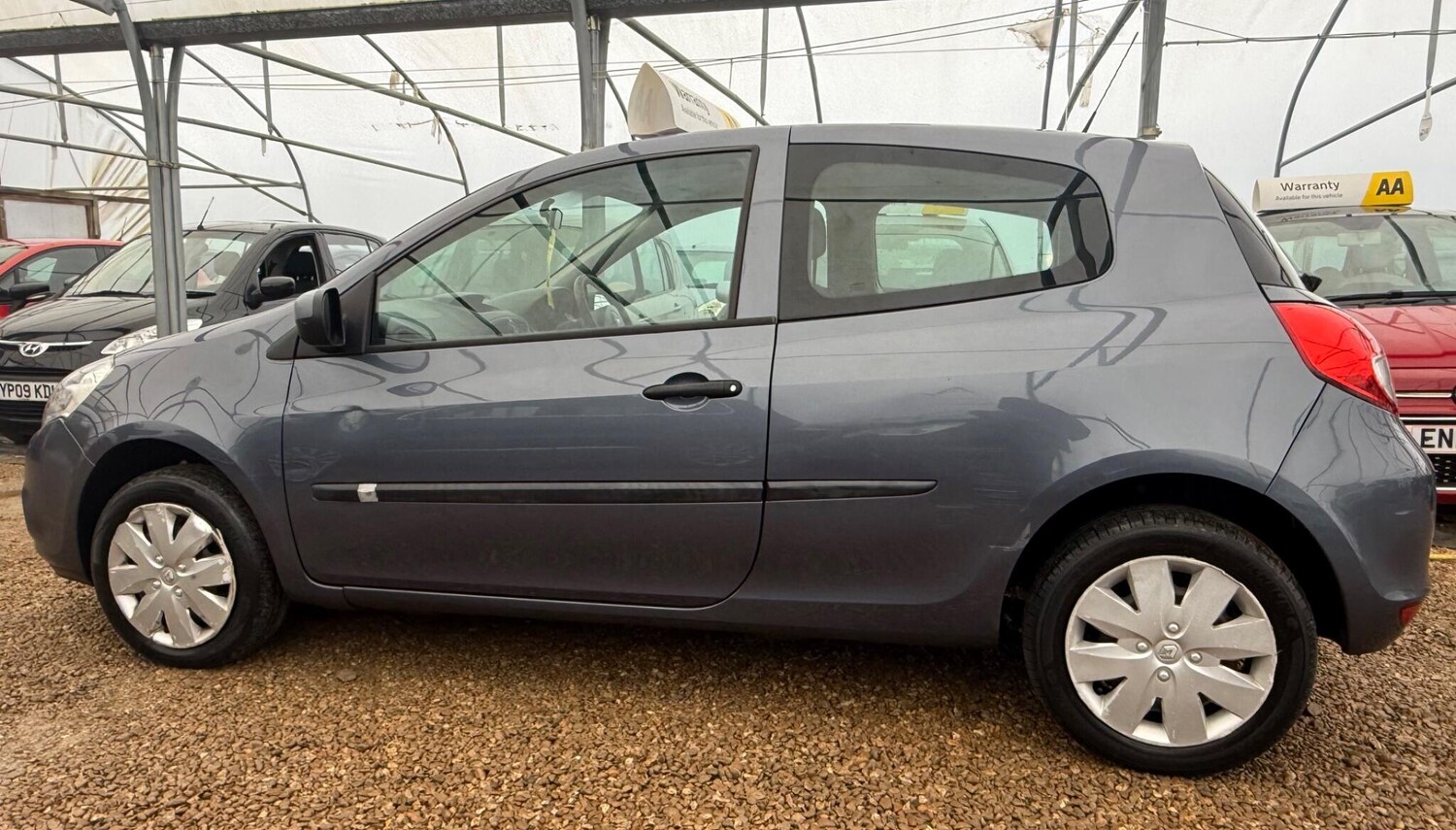 Used Renault Clio for sale - 77345126: Photo 39