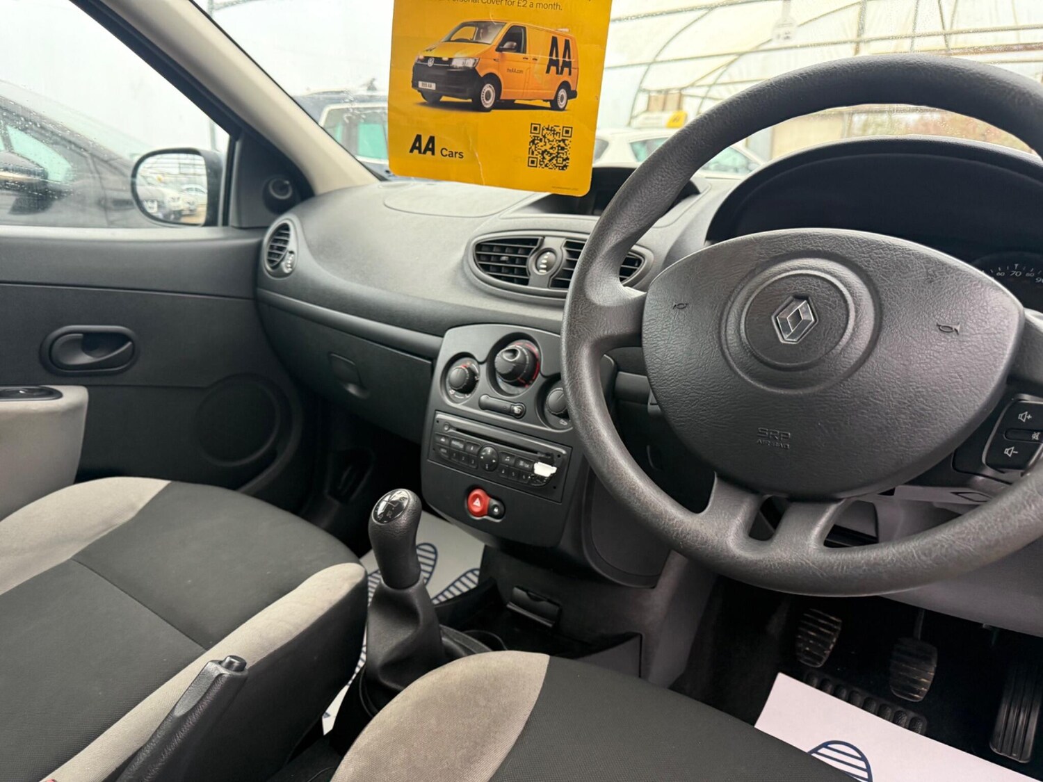 Used Renault Clio for sale - 77345126: Photo 44
