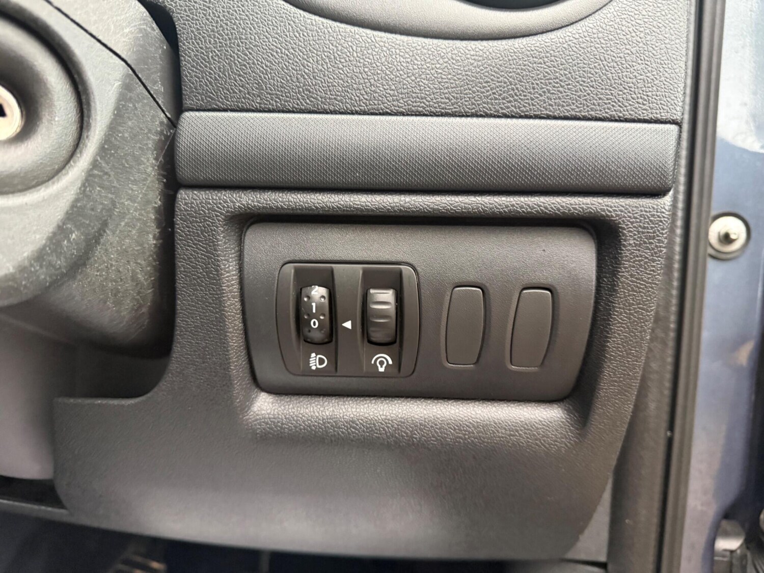 Used Renault Clio for sale - 77345126: Photo 60