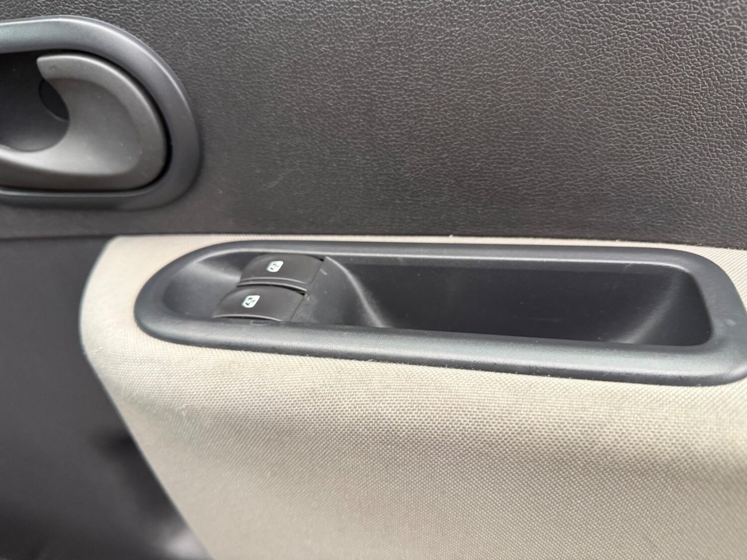 Used Renault Clio for sale - 77345126: Photo 61