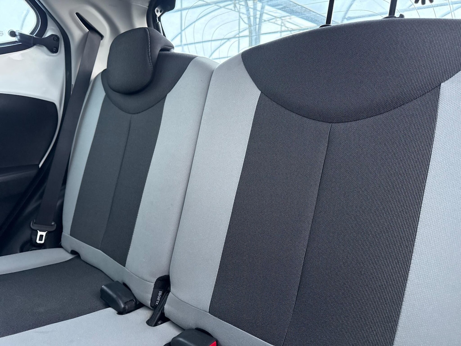 Used Toyota AYGO 2015 for sale - 78046891: Photo 24