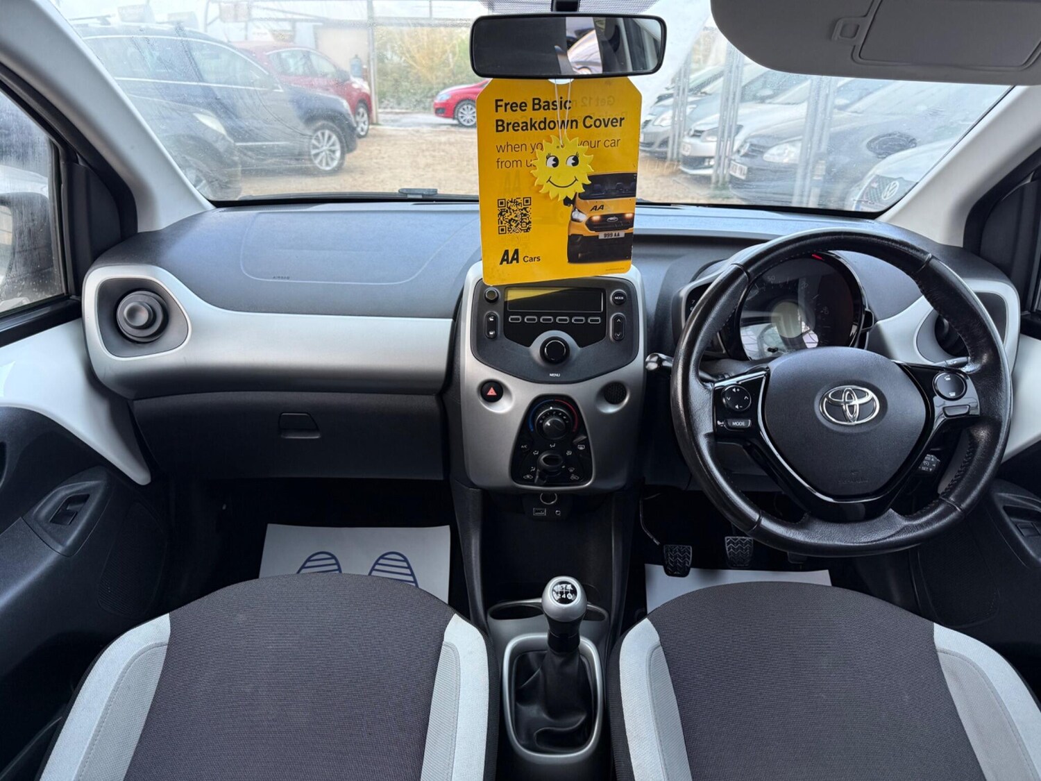 Used Toyota AYGO 2015 for sale - 78046891: Photo 3