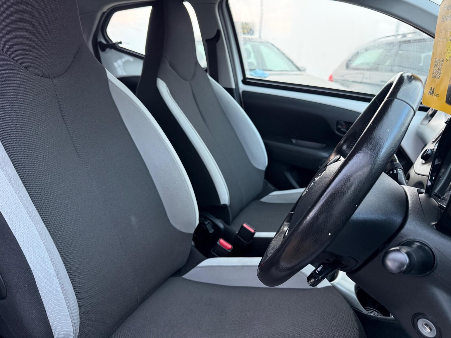 Used Toyota AYGO 2015 for sale - 78046891: Photo 48