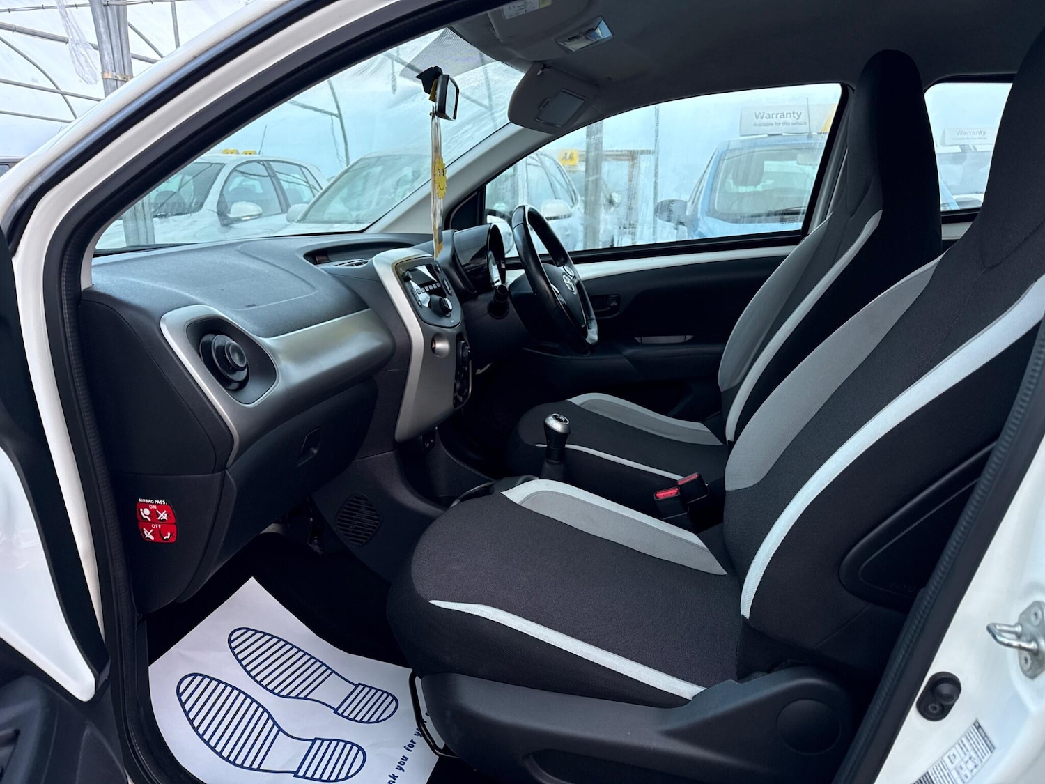 Used Toyota AYGO 2015 for sale - 78046891: Photo 61