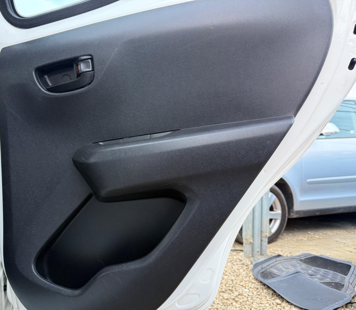 Used Toyota AYGO 2015 for sale - 78046891: Photo 68