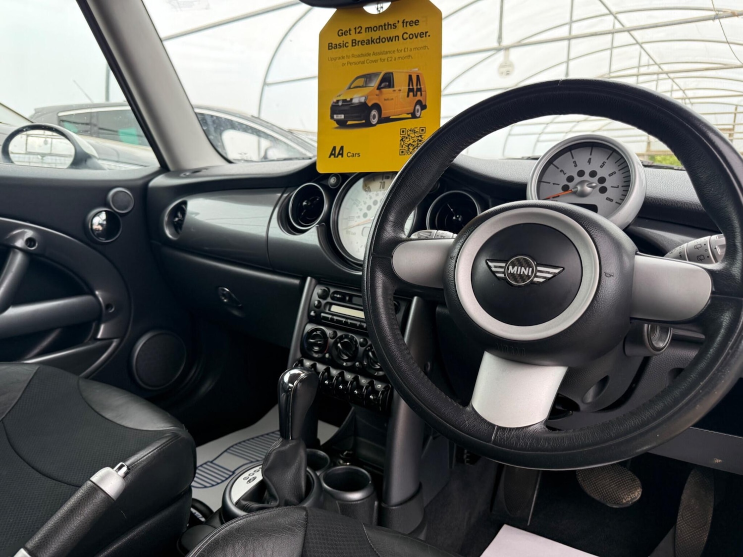 Used MINI Hatch 2005 for sale - 76072345: Photo 11