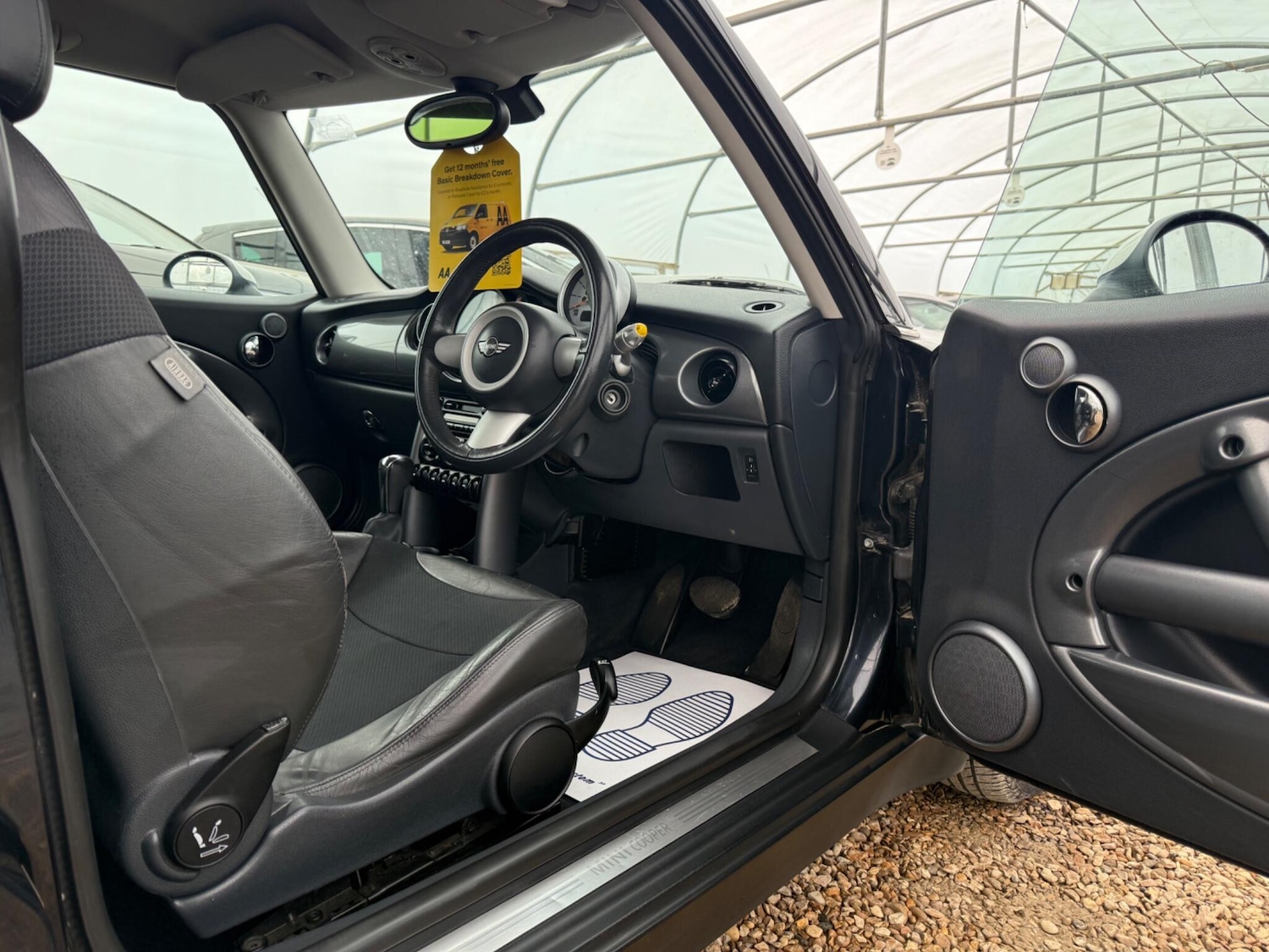 Used MINI Hatch 2005 for sale - 76072345: Photo 40