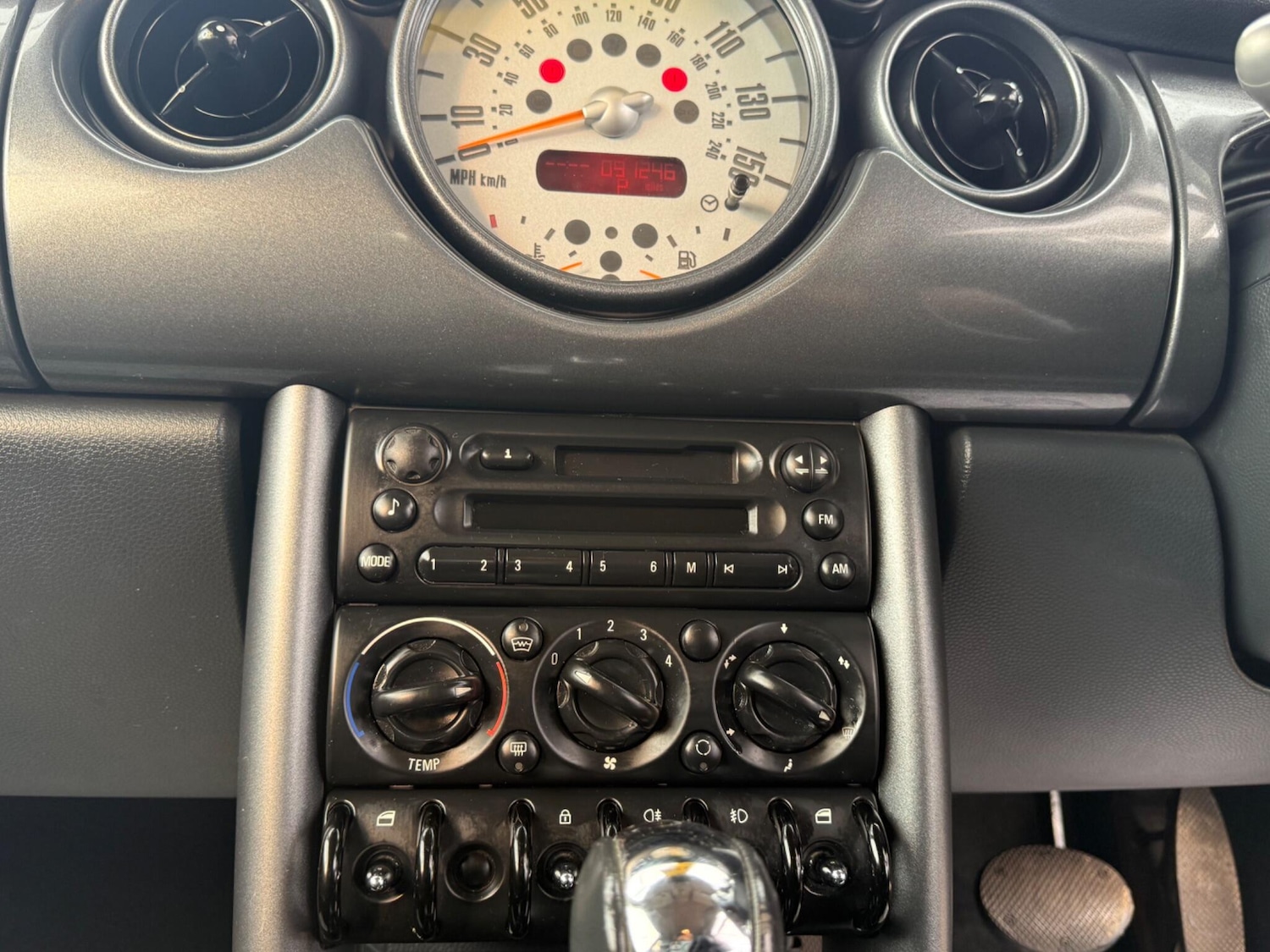 Used MINI Hatch 2005 for sale - 76072345: Photo 70