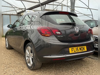 Used Vauxhall Astra 2015 for sale - 78809726: Photo