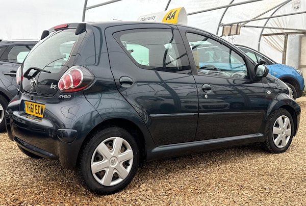 Used Toyota AYGO 2011 for sale - 76337368: Photo 36