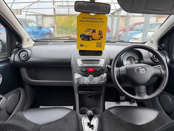 Used Toyota AYGO 2011 for sale - 76337368: Photo 53