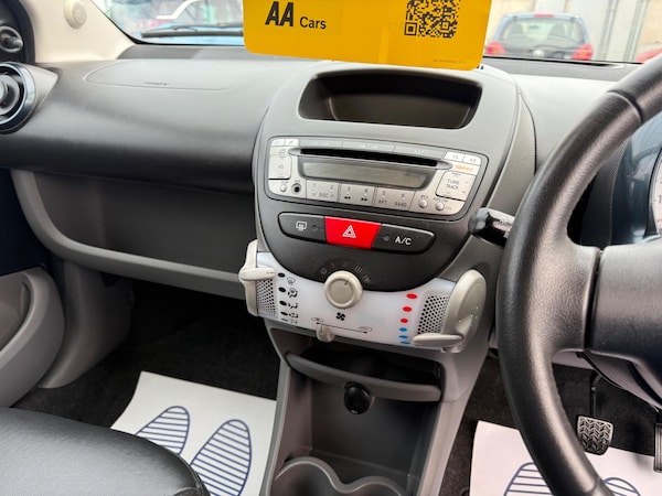 Used Toyota AYGO 2011 for sale - 76337368: Photo 66