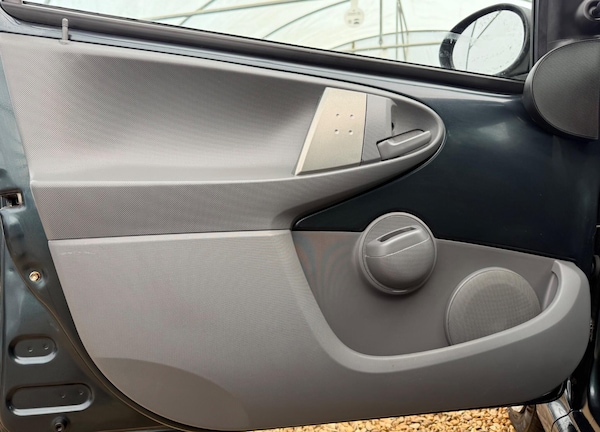 Used Toyota AYGO 2011 for sale - 76337368: Photo 69