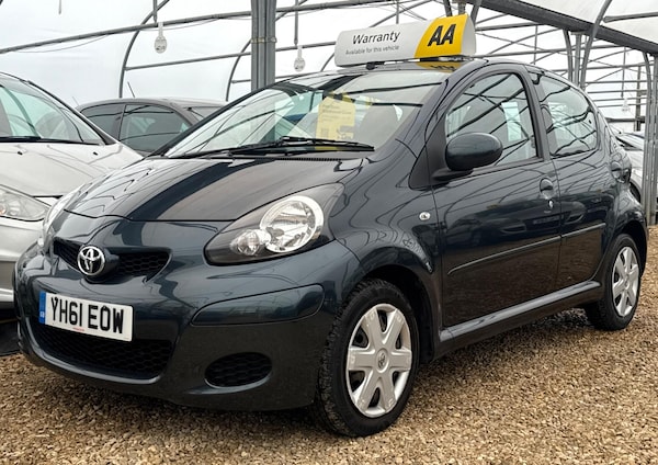 Used Toyota AYGO 2011 for sale - 76337368: Photo 9