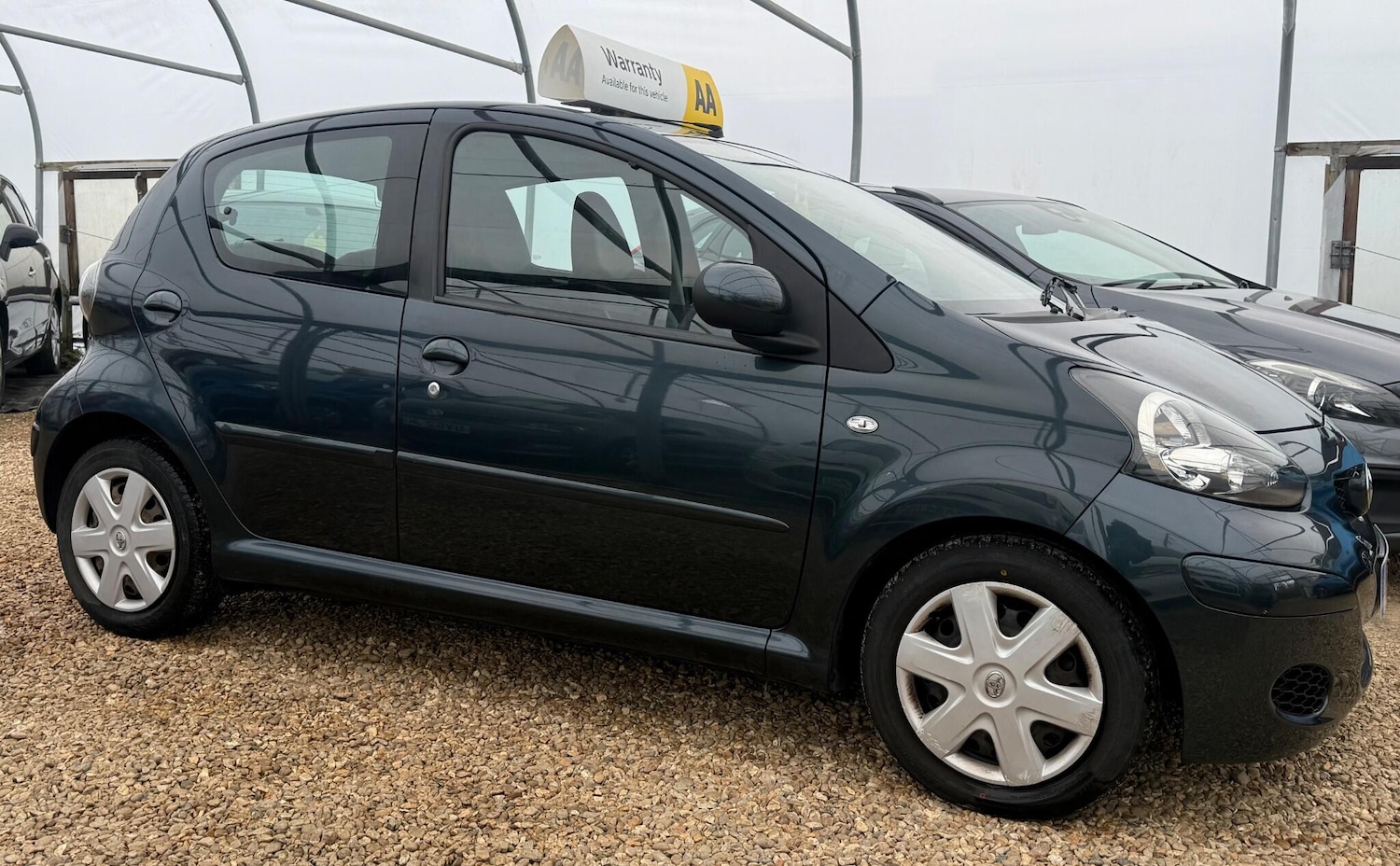 Used Toyota AYGO 2011 for sale - 76473792: Photo 32