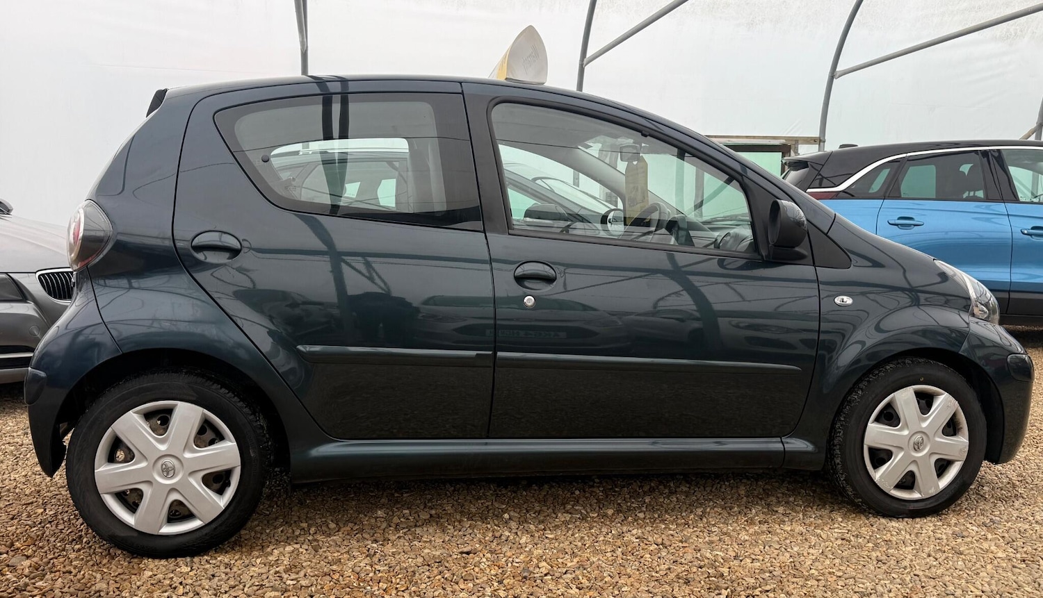 Used Toyota AYGO 2011 for sale - 76473792: Photo 34