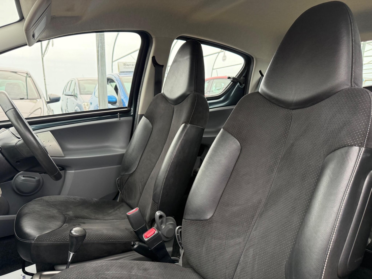 Used Toyota AYGO 2011 for sale - 76473792: Photo 58