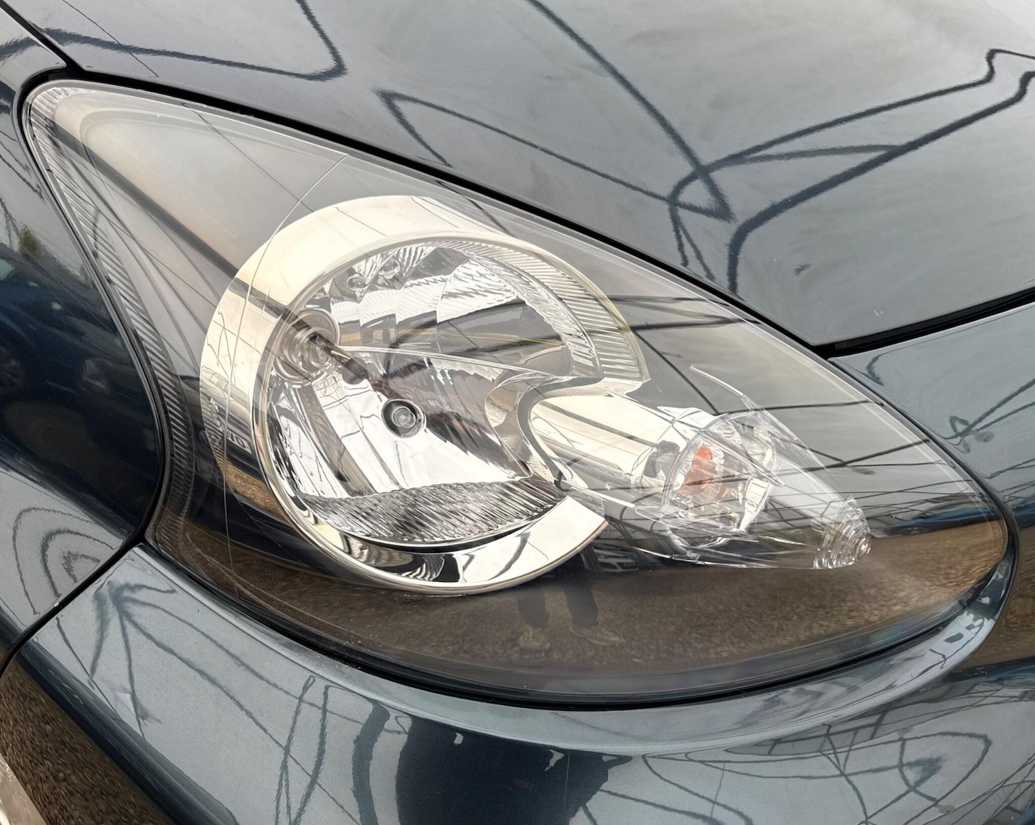 Used Toyota AYGO 2011 for sale - 76473792: Photo 71