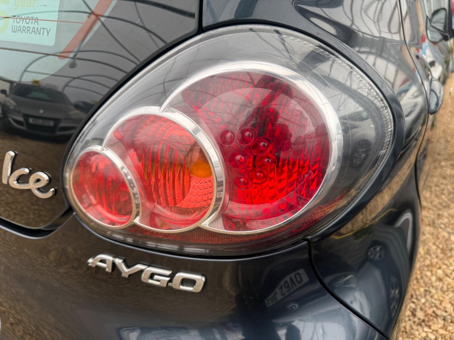 Used Toyota AYGO 2011 for sale - 76473792: Photo 75