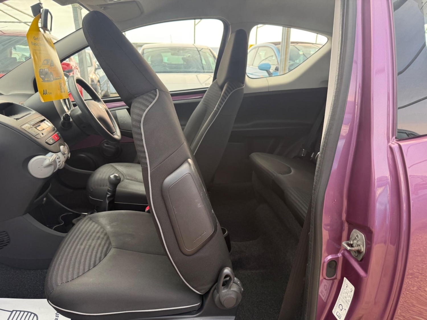 Used Peugeot 107 2012 for sale - 76573011: Photo 25