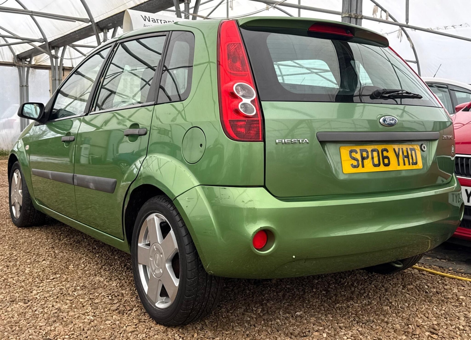 Used Ford Fiesta 2006 for sale - 76855992: Photo 2