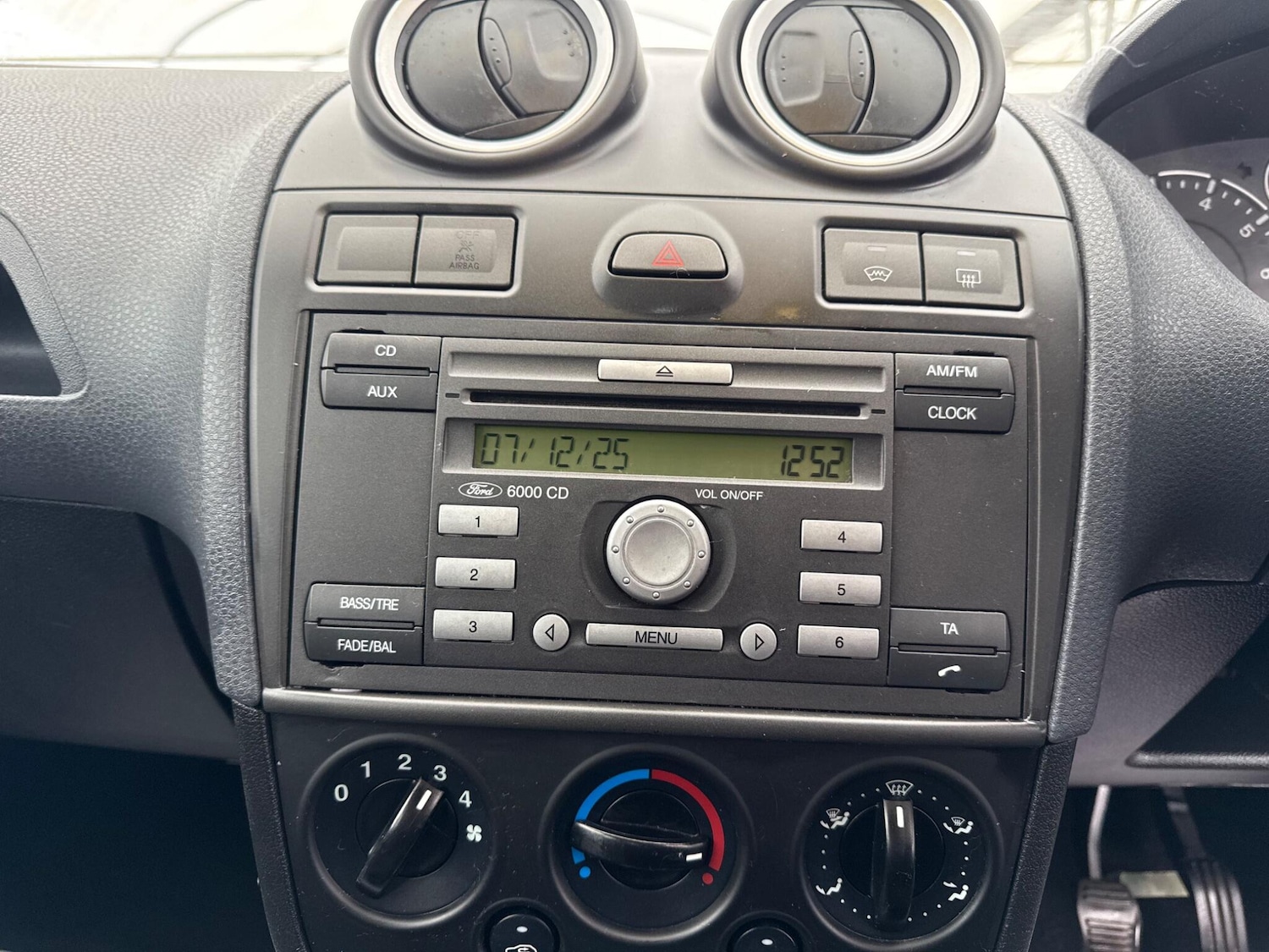 Used Ford Fiesta 2006 for sale - 76855992: Photo 83