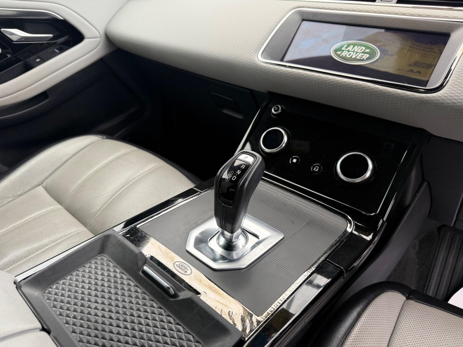 Used Land Rover Range Rover Evoque 2019 for sale - 76912707: Photo 13