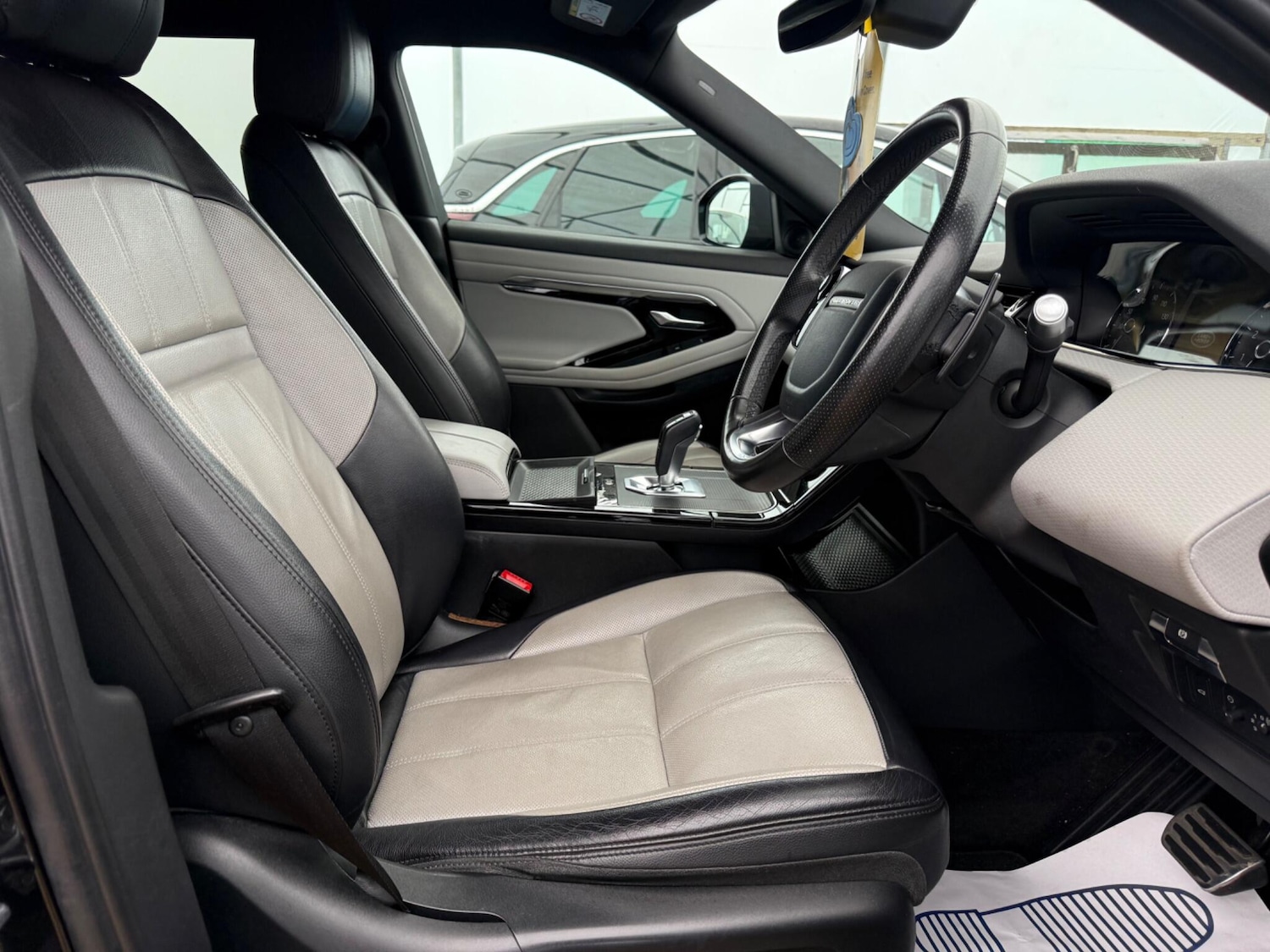 Used Land Rover Range Rover Evoque 2019 for sale - 76912707: Photo 50