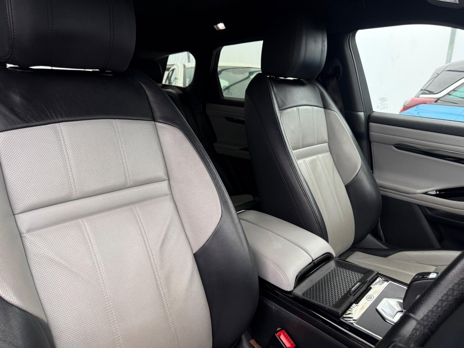 Used Land Rover Range Rover Evoque 2019 for sale - 76912707: Photo 52