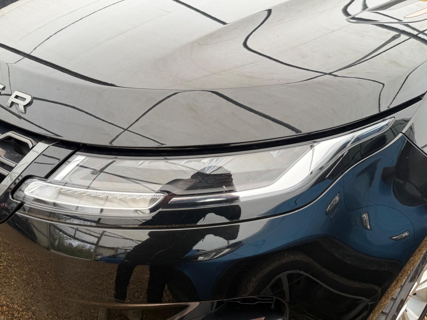 Used Land Rover Range Rover Evoque 2019 for sale - 76912707: Photo 81