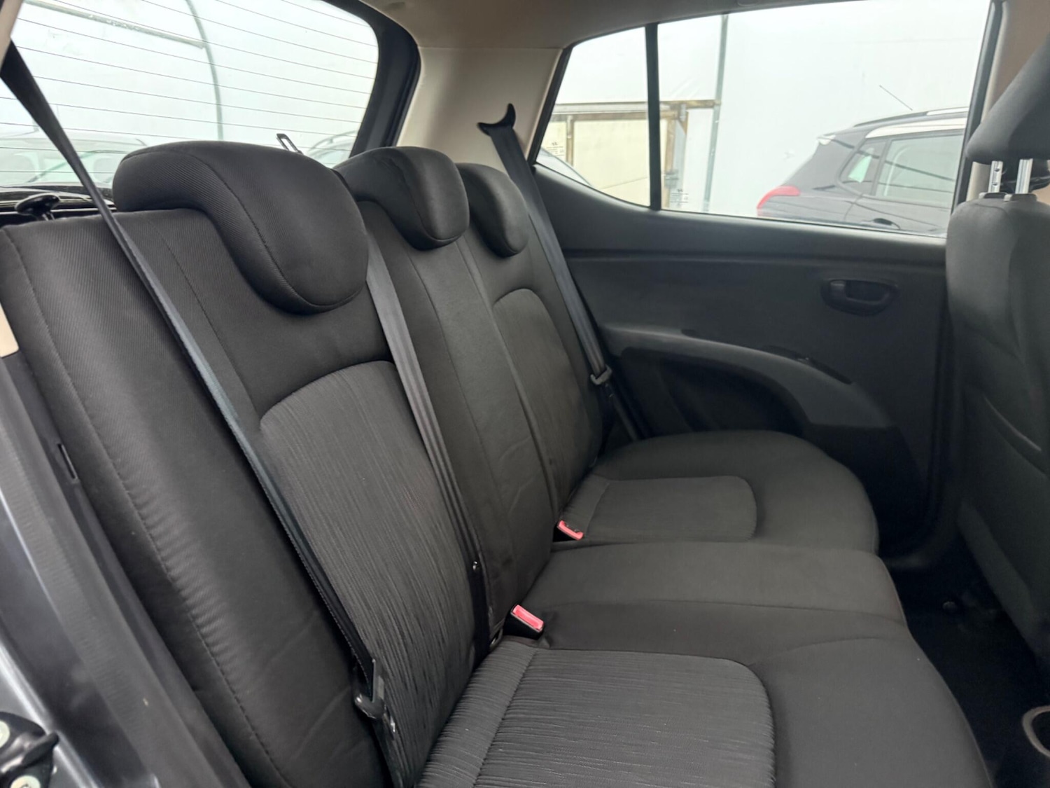 Used Hyundai i10 for sale - 77426062: Photo 42