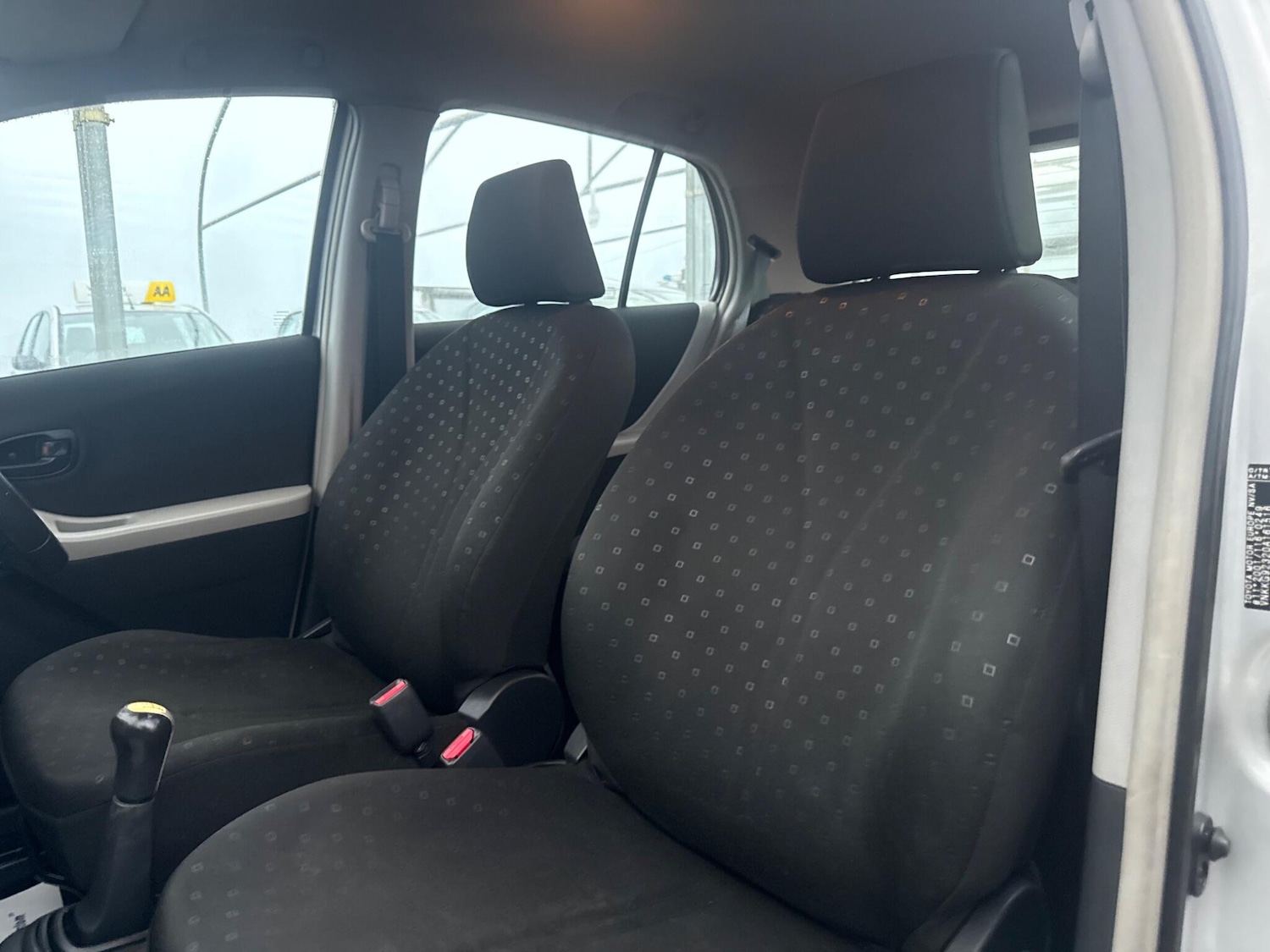 Used Toyota Yaris 2008 for sale - 76855629: Photo 27