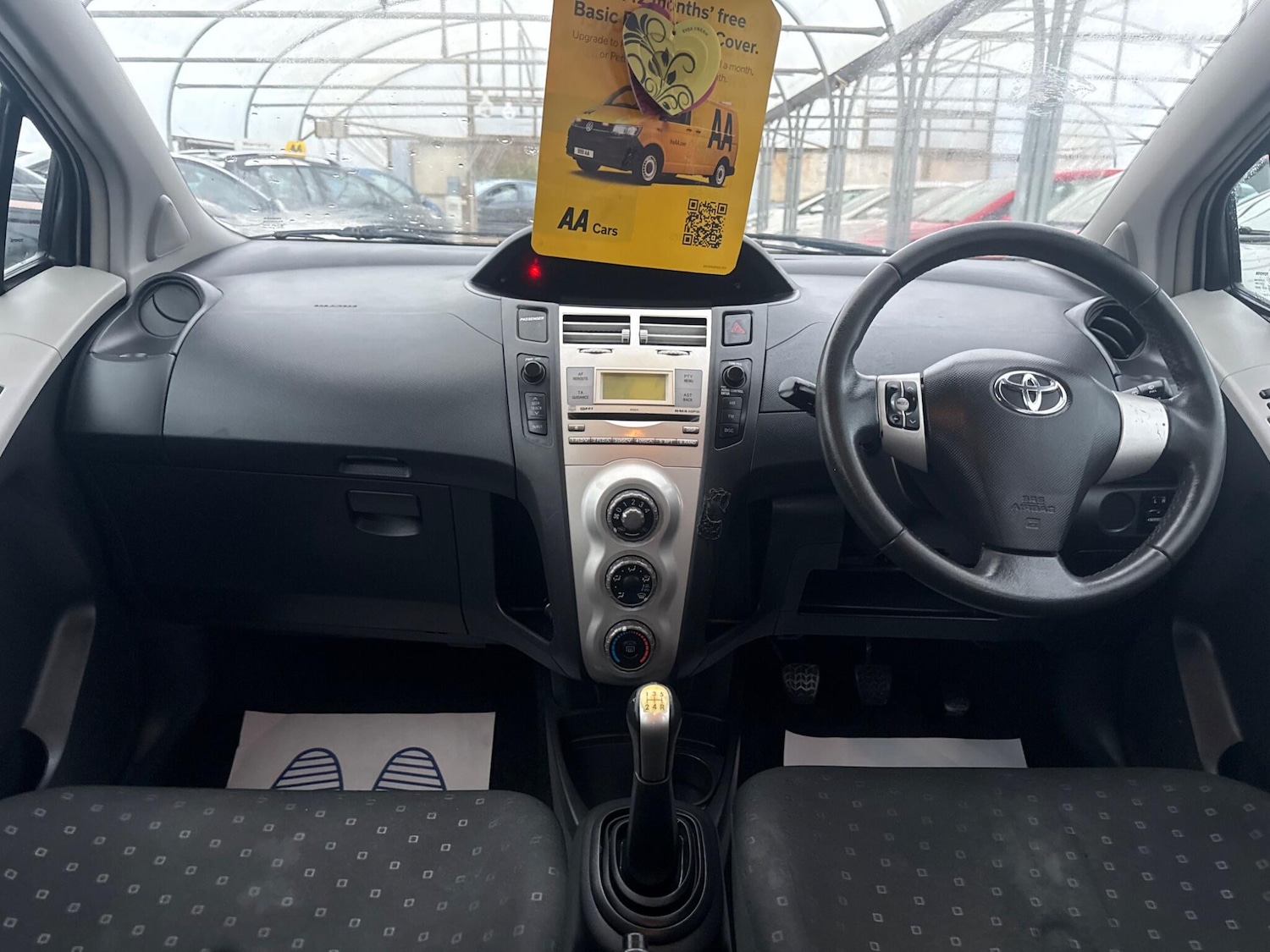 Used Toyota Yaris 2008 for sale - 76855629: Photo 3