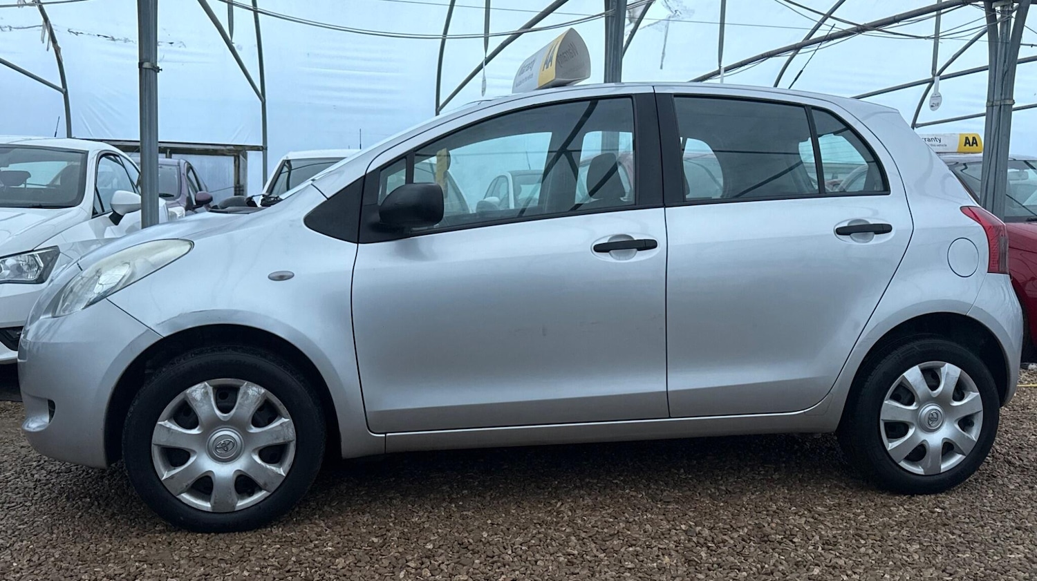 Used Toyota Yaris 2008 for sale - 76855629: Photo 46