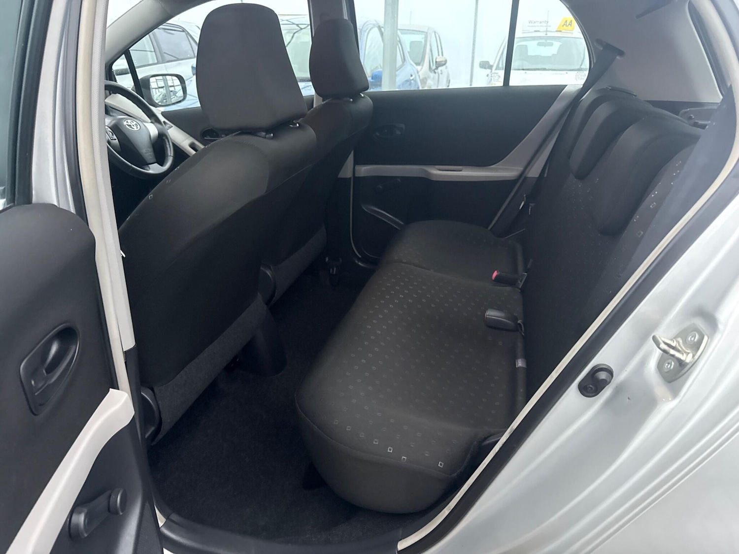 Used Toyota Yaris 2008 for sale - 76855629: Photo 63