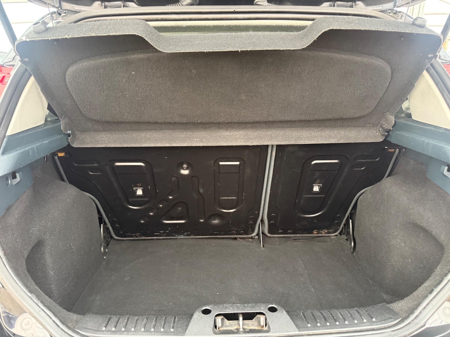 Used Ford Fiesta 2010 for sale - 76613124: Photo 18