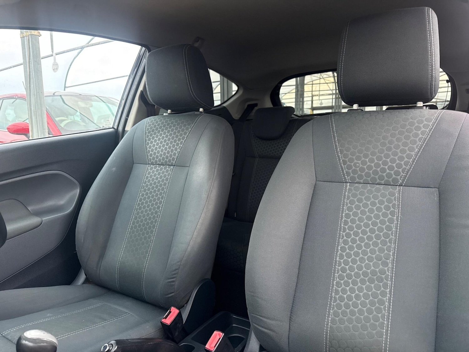 Used Ford Fiesta 2010 for sale - 76613124: Photo 24