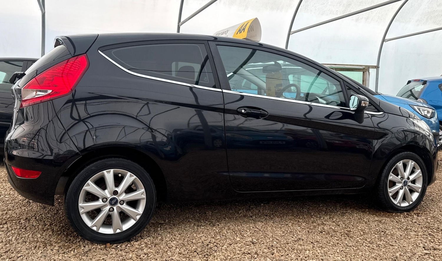 Used Ford Fiesta 2010 for sale - 76613124: Photo 30