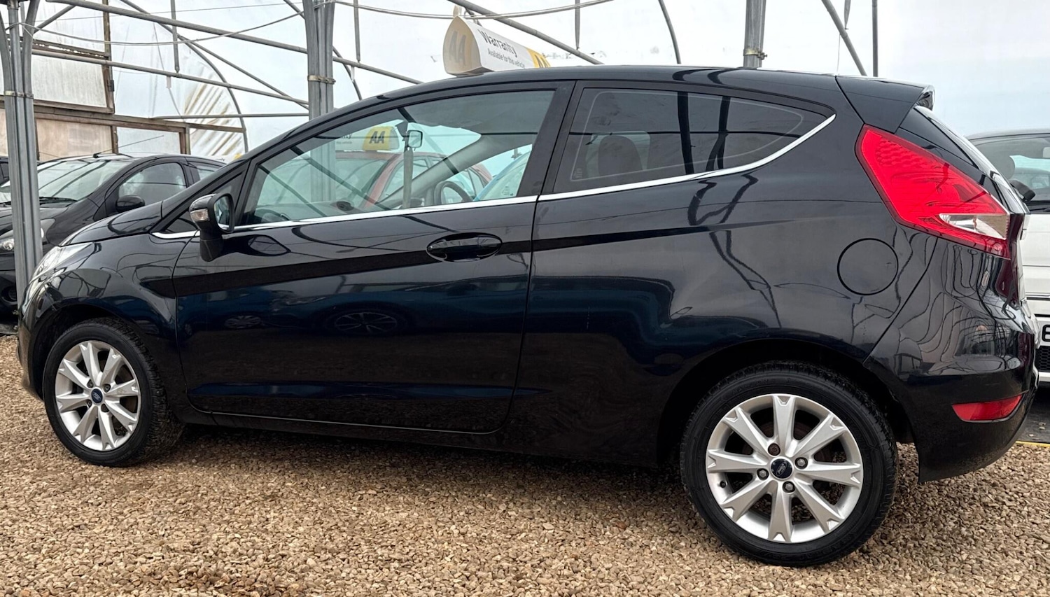 Used Ford Fiesta 2010 for sale - 76613124: Photo 37