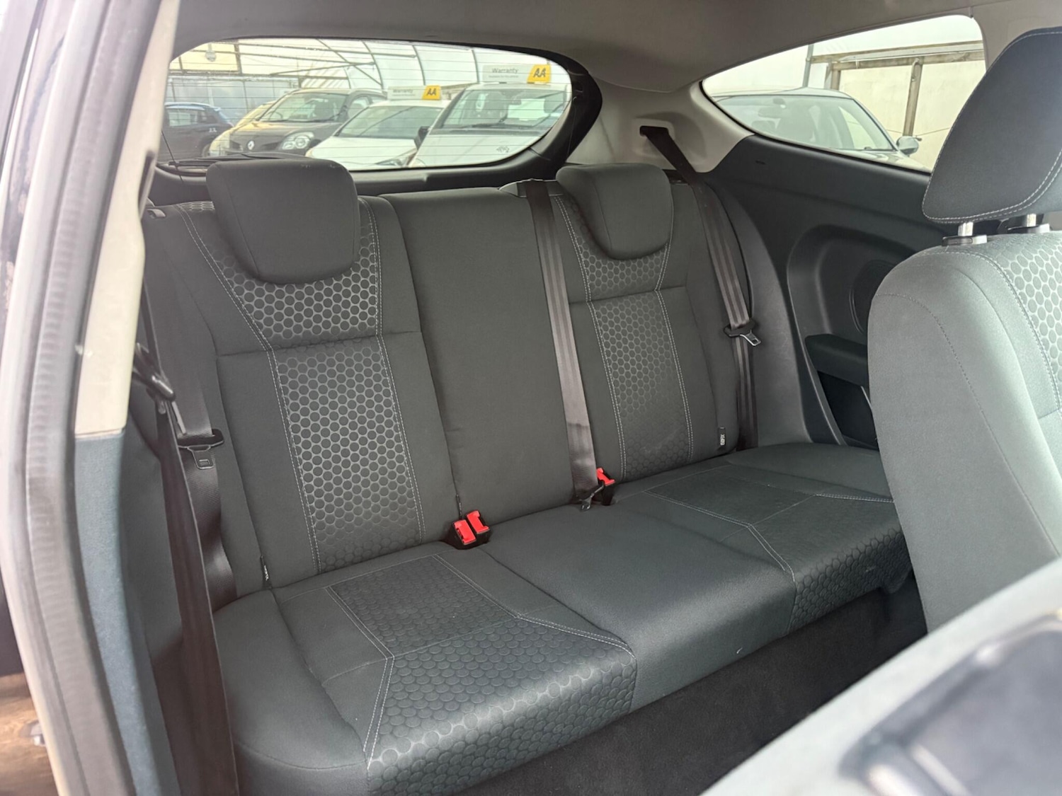 Used Ford Fiesta 2010 for sale - 76613124: Photo 53