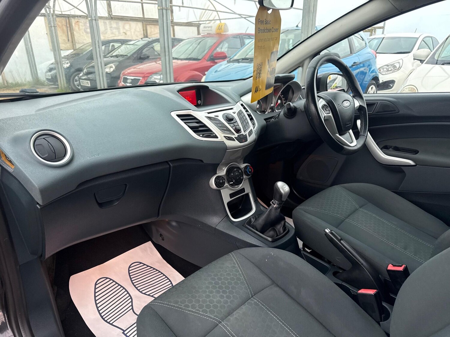 Used Ford Fiesta 2010 for sale - 76613124: Photo 65