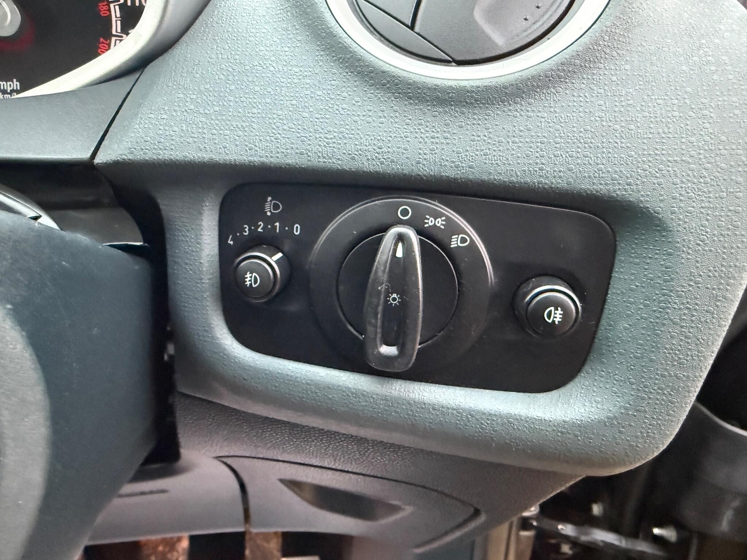 Used Ford Fiesta 2010 for sale - 76613124: Photo 68