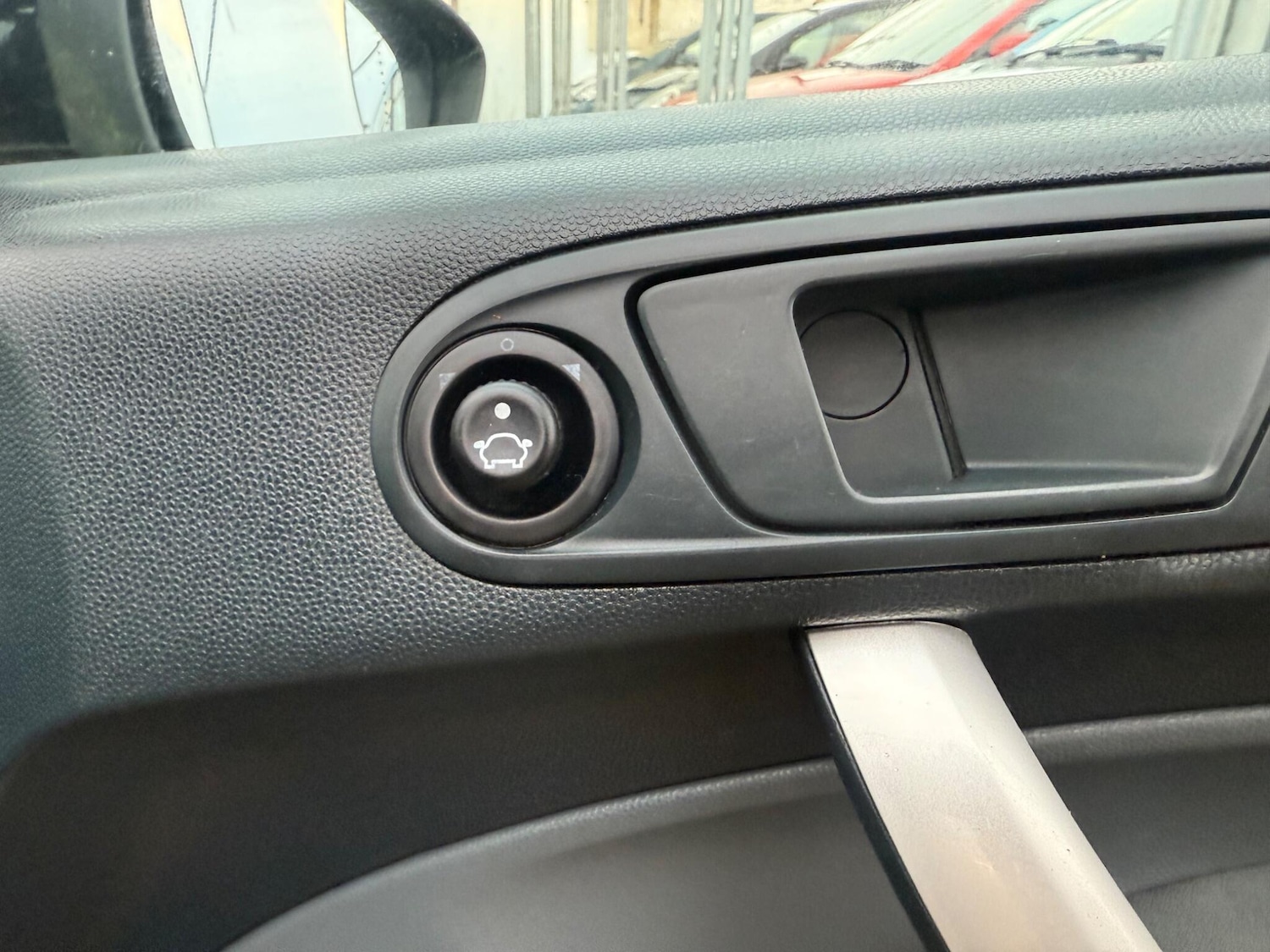 Used Ford Fiesta 2010 for sale - 76613124: Photo 70