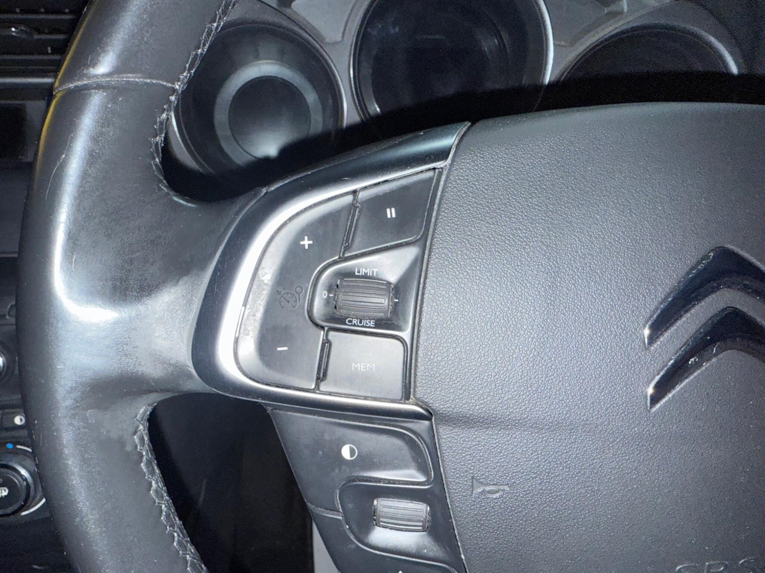 Used Citroen C4 2012 for sale - 76926759: Photo 67